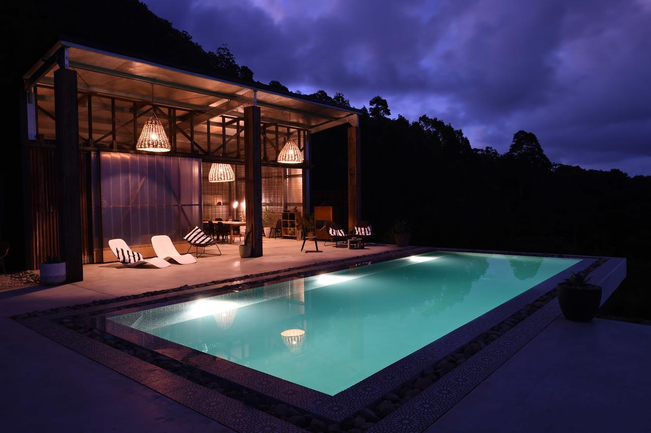 Blackbird Luxury Accommodation มัลลัมบิมบี ภายนอก รูปภาพ